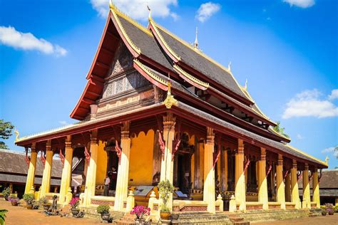 Vientiane, Laos: An Insider's Guide .
